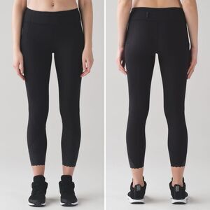 Lululemon Tight Stuff Tight II 25” in Black Size 8